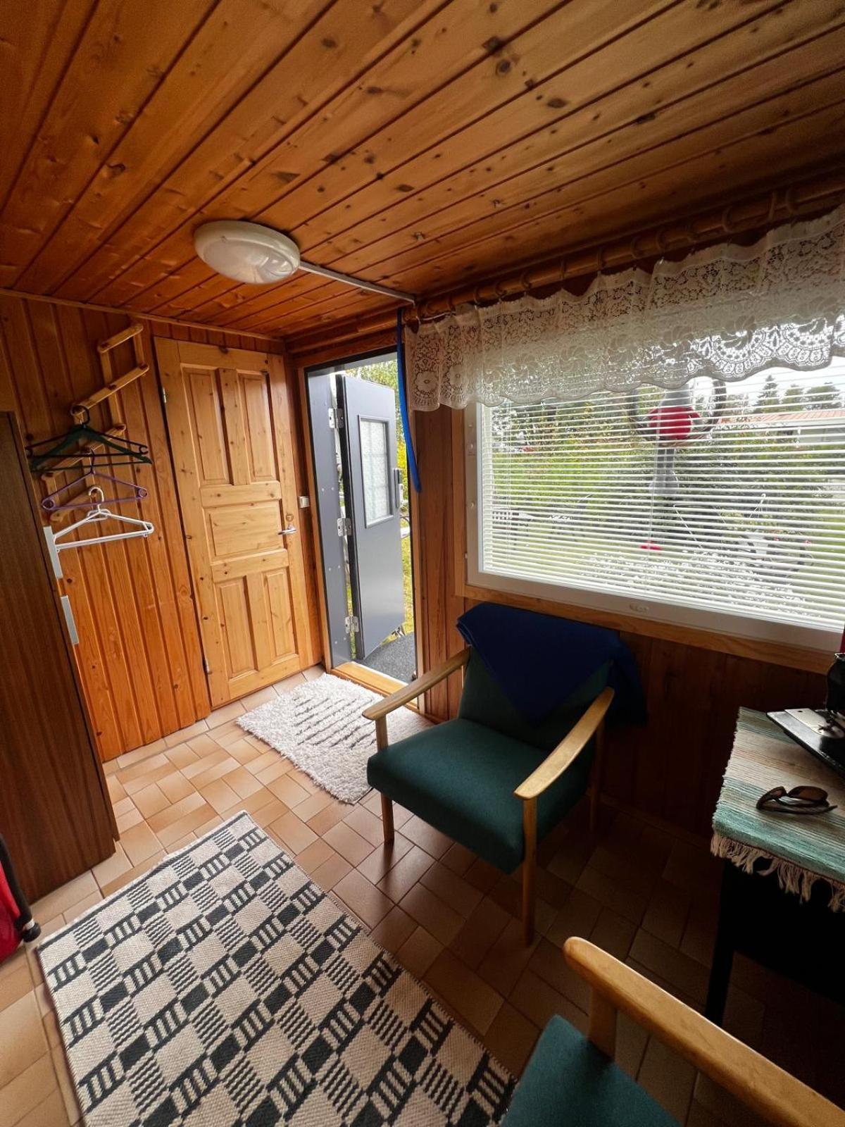 Adorable 1-Bedroom Cottage/Guesthouse In Kittilae Zewnętrze zdjęcie